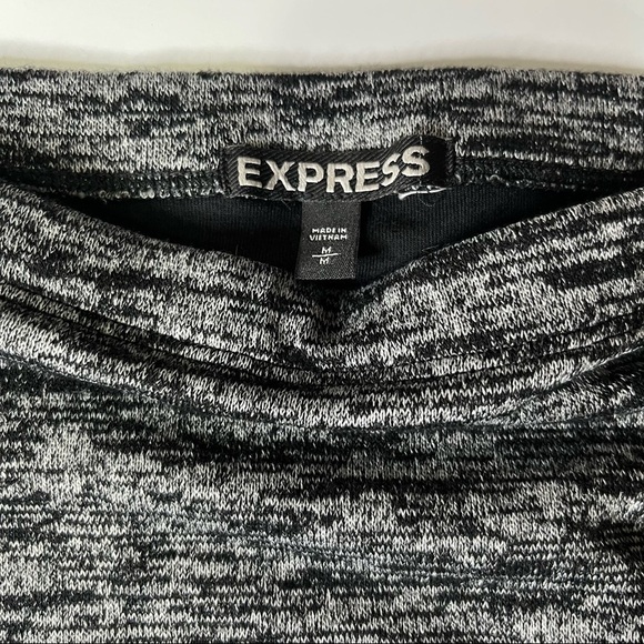 𝅺EXPRESS Pencil Skirt with Zippers on Both Sides Size M - Picture 3 of 6